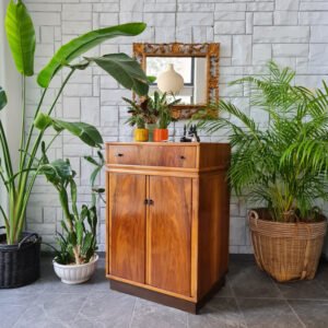 1960’lar Danish Stili Takı Dolabı